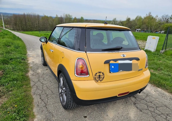 MINI ONE cena 18800 przebieg: 153500, rok produkcji 2009 z Rawa Mazowiecka małe 29